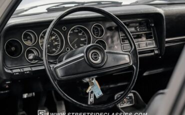 Mercury-Capri-1976-White-Black-39