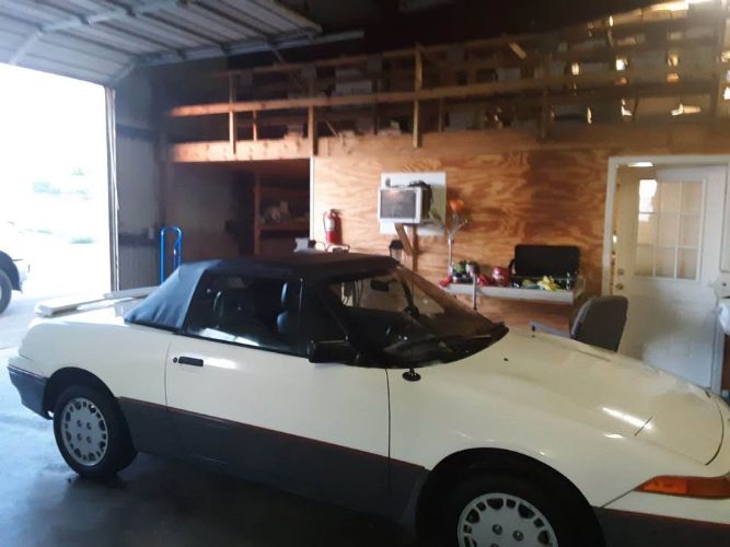 Mercury-Capri-1991