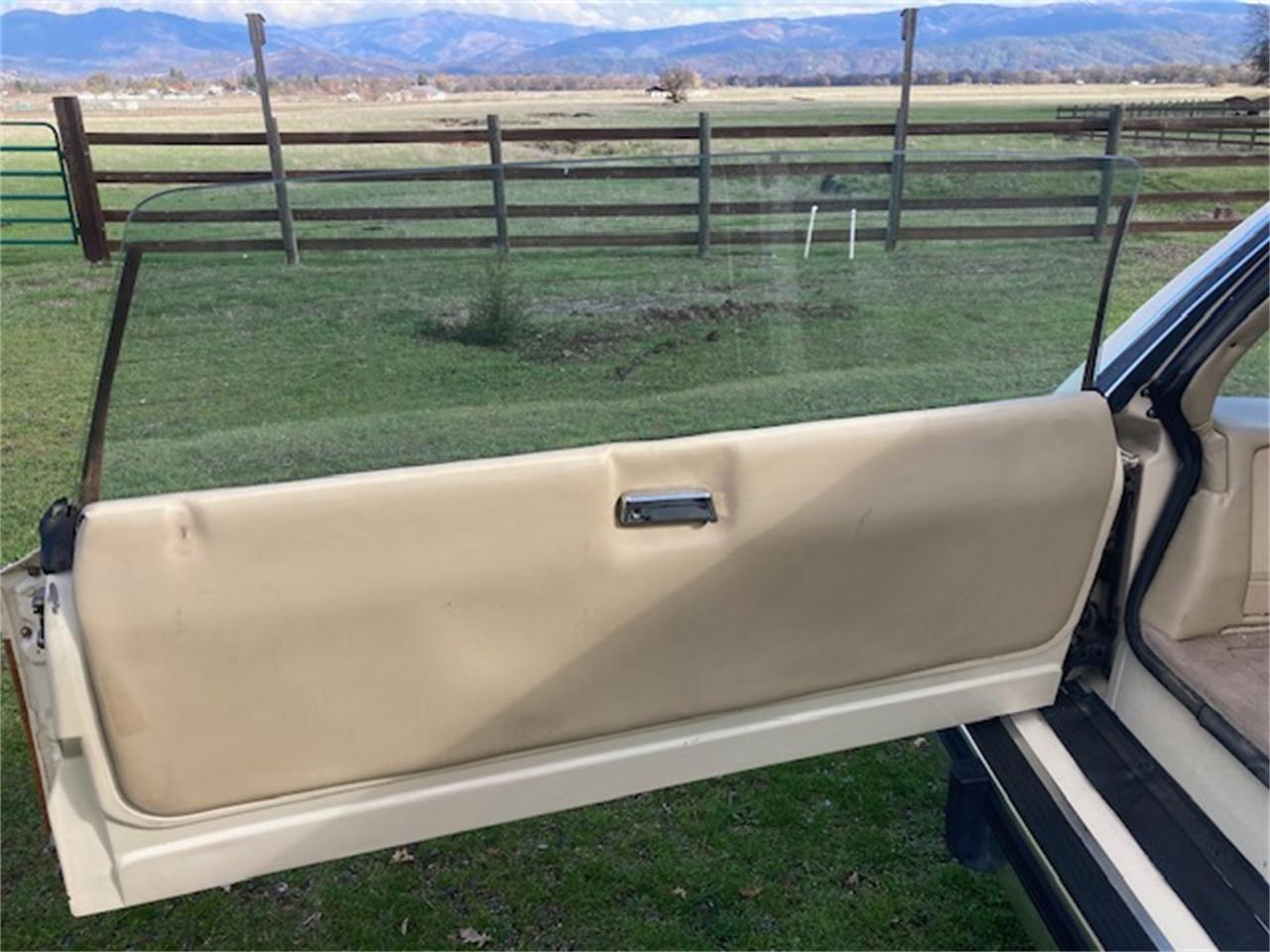 Mercury-Colony-park-wagon-1984-BEIGE-BEIGE-3