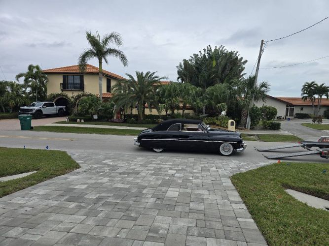 Mercury-Comet-1949-Black-9