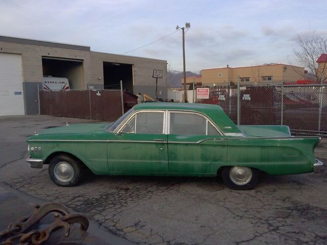 Mercury-Comet-1961-12