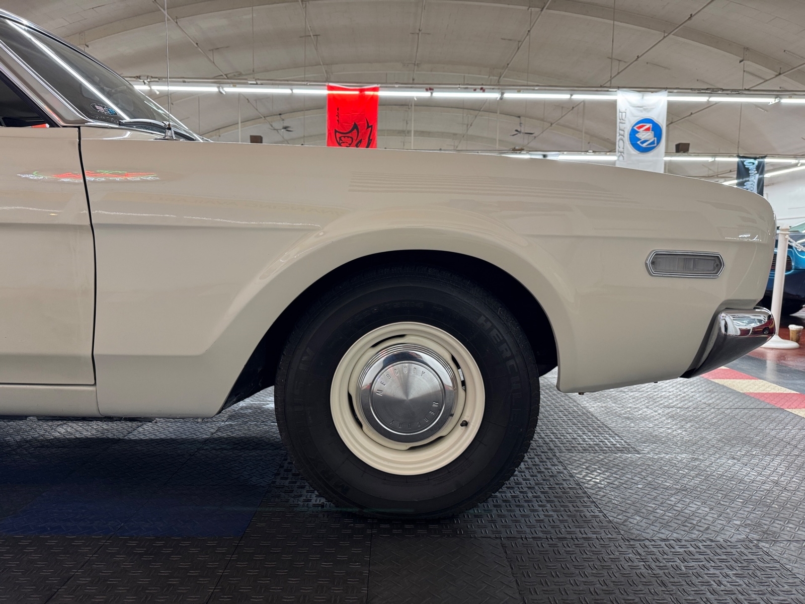 Mercury-Comet-1968-Coupe-27