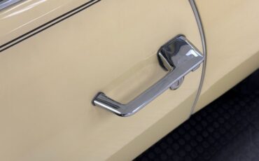Mercury-Cougar-1969-Yellow-Black-20