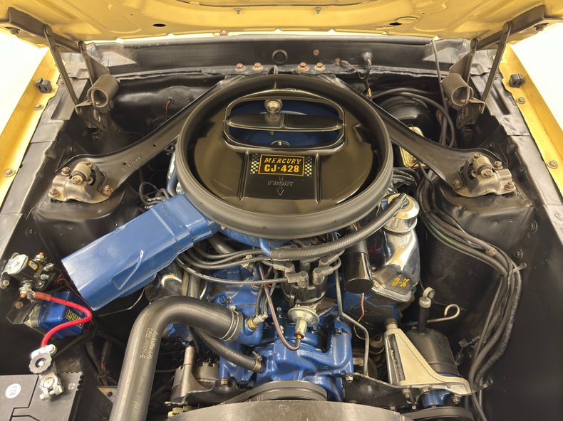 Mercury-Cougar-1969-Yellow-Black-29