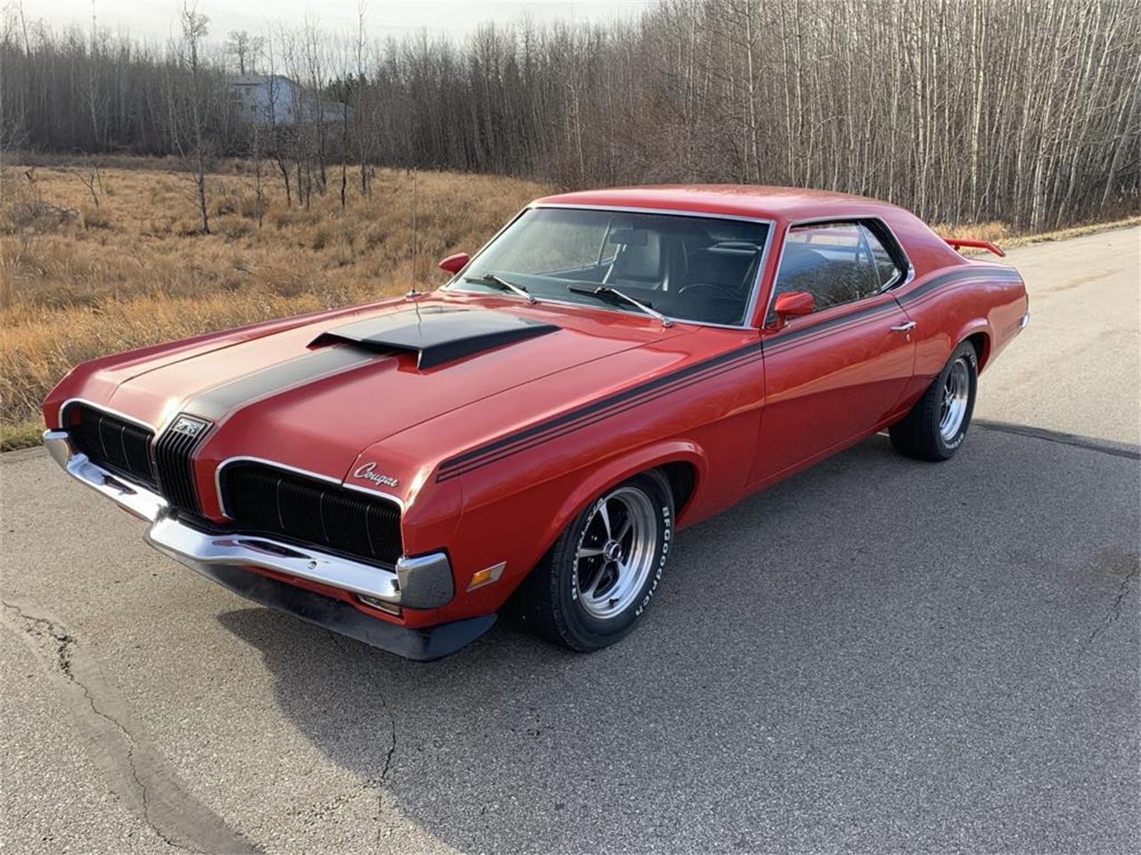 Mercury-Cougar-1970-Red-Black-11