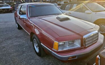 Mercury-Cougar-1985-Red-Gray-15