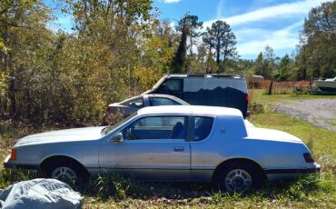Mercury-Cougar-1986-COUPE-3