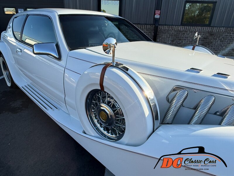 Mercury-Cougar-1988-White-Red-28