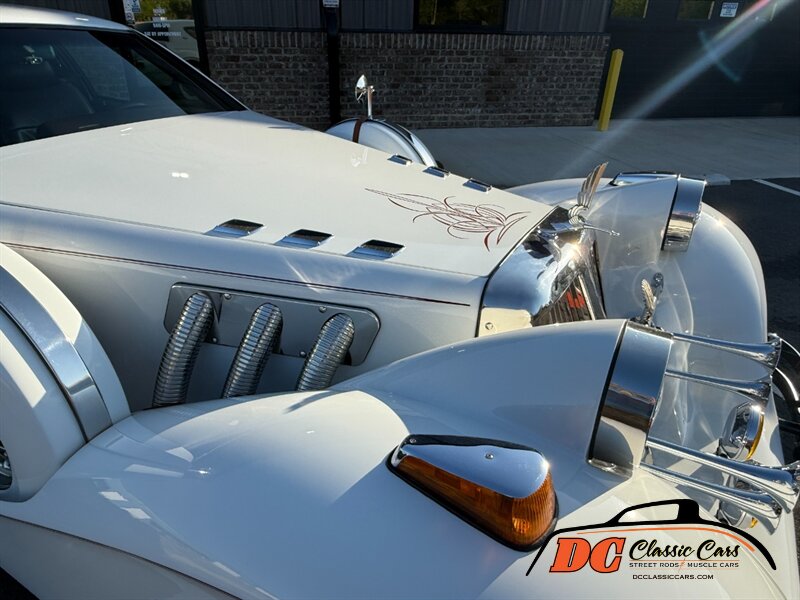 Mercury-Cougar-1988-White-Red-29