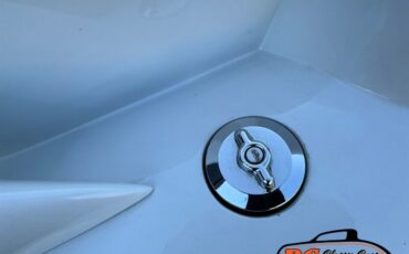 Mercury-Cougar-1988-White-Red-3