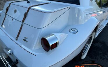 Mercury-Cougar-1988-White-Red-35