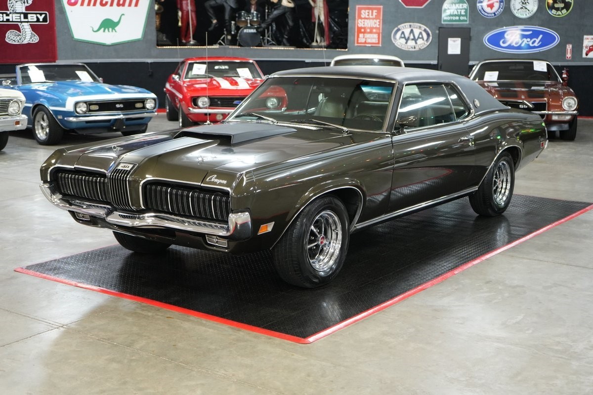 Mercury-Cougar-XR-7-1970-Coupe-1