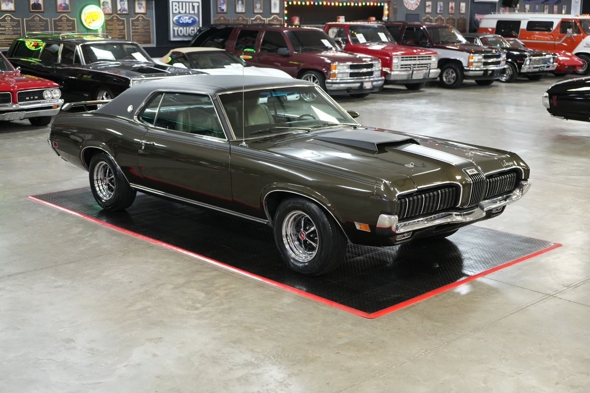 Mercury-Cougar-XR-7-1970-Coupe-16