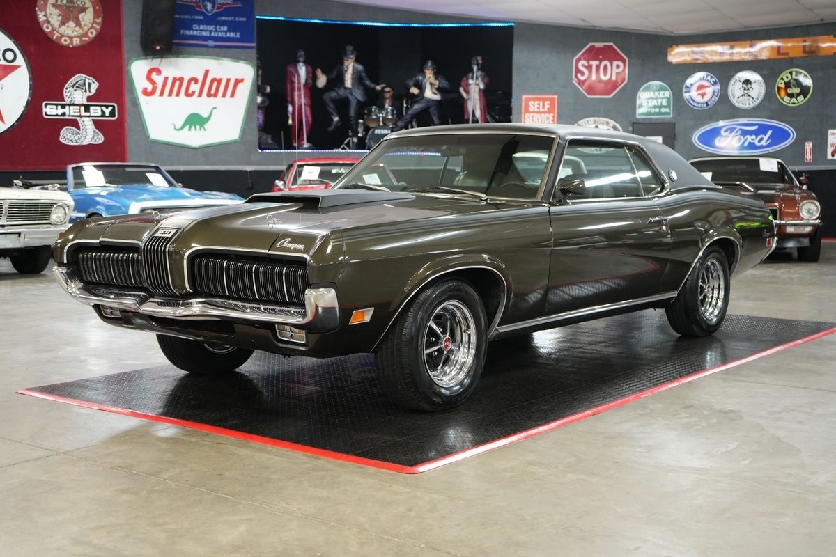 Mercury-Cougar-XR-7-1970-Coupe-18