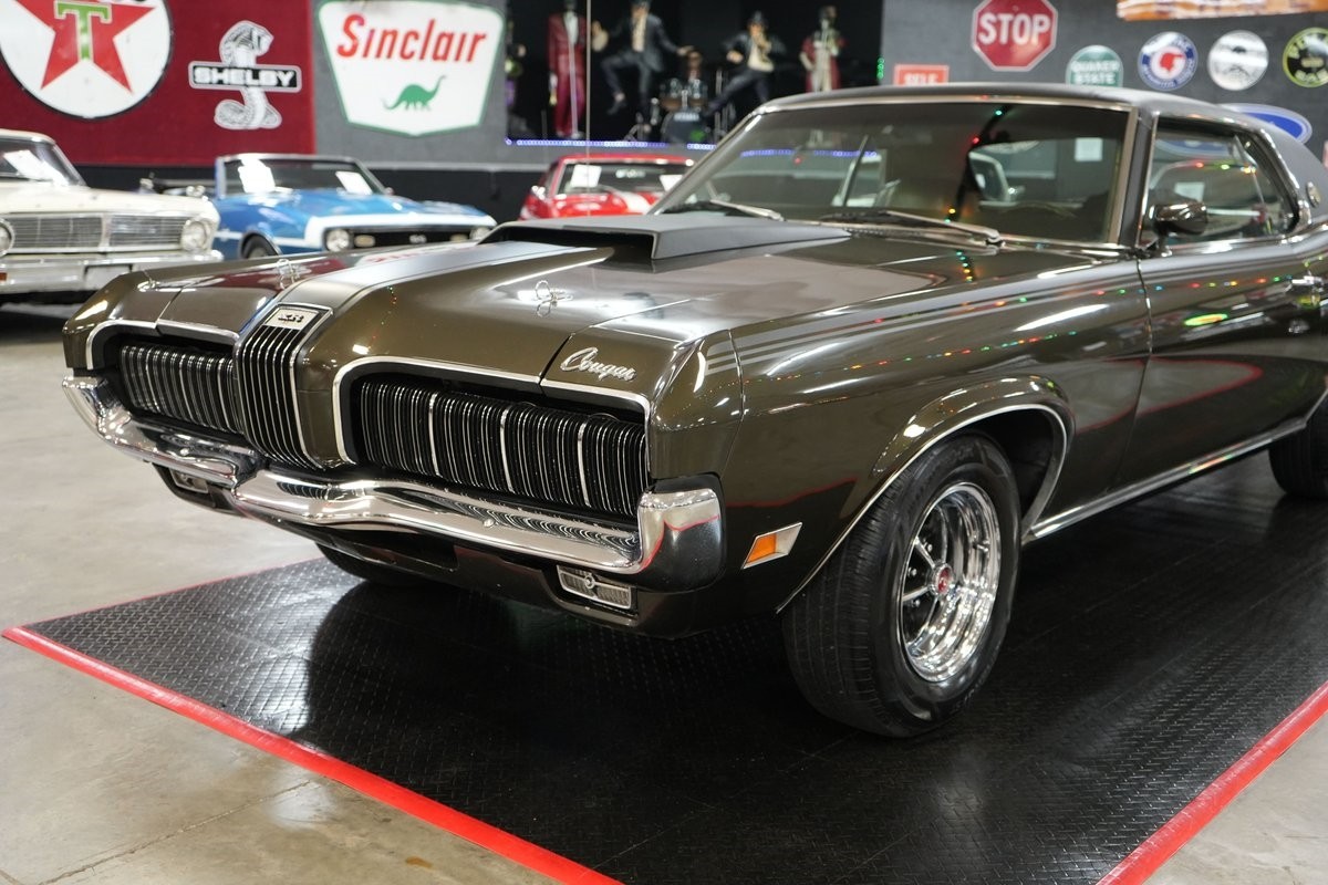 Mercury-Cougar-XR-7-1970-Coupe-26