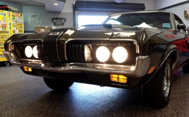 Mercury-Cougar-XR-7-1970-Coupe-30
