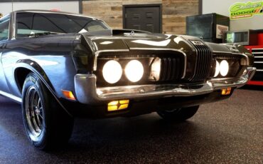 Mercury-Cougar-XR-7-1970-Coupe-32
