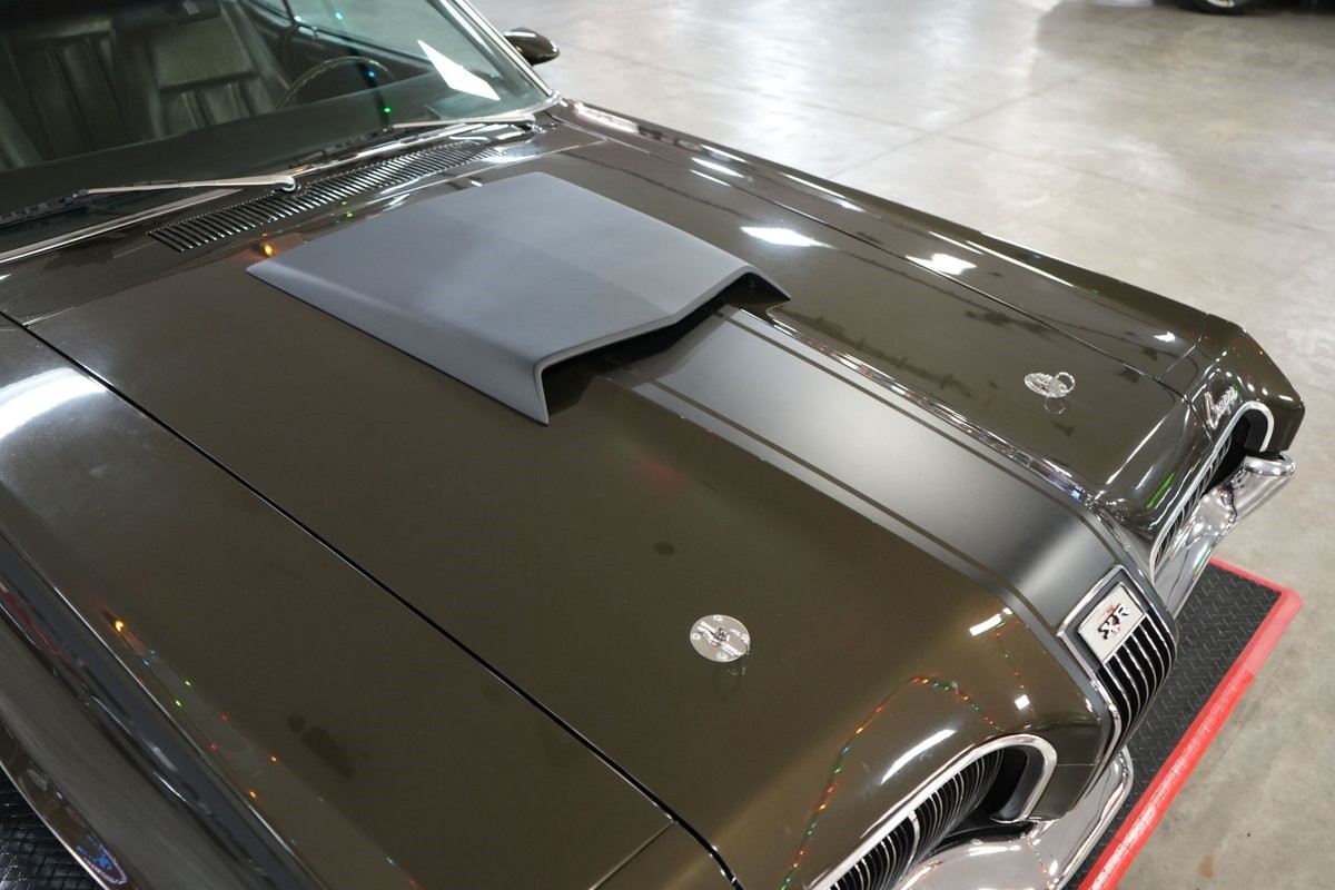 Mercury-Cougar-XR-7-1970-Coupe-33