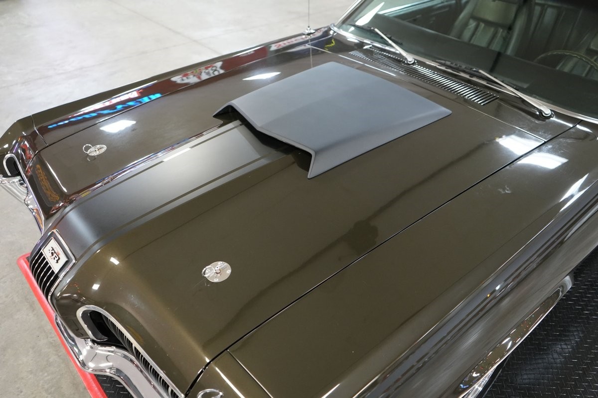 Mercury-Cougar-XR-7-1970-Coupe-34