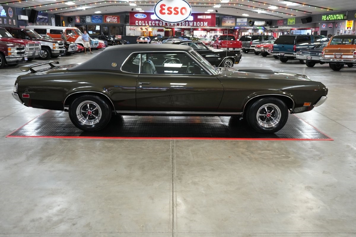 Mercury-Cougar-XR-7-1970-Coupe-6