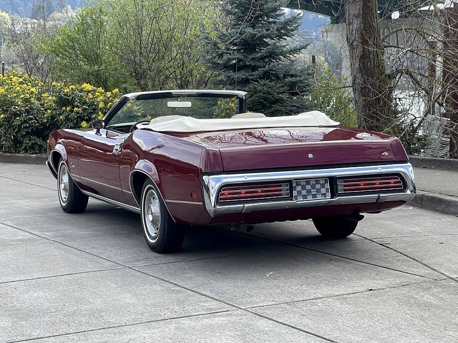 Mercury-Cougar-xr7-1972-custom-1