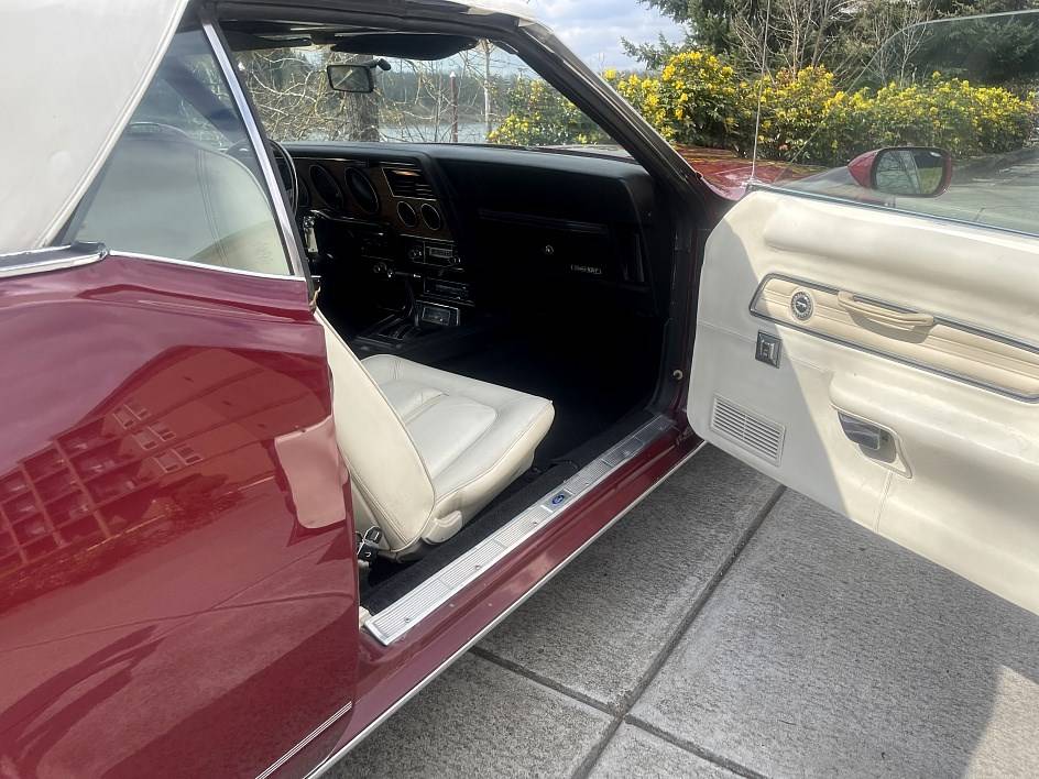 Mercury-Cougar-xr7-1972-custom-8