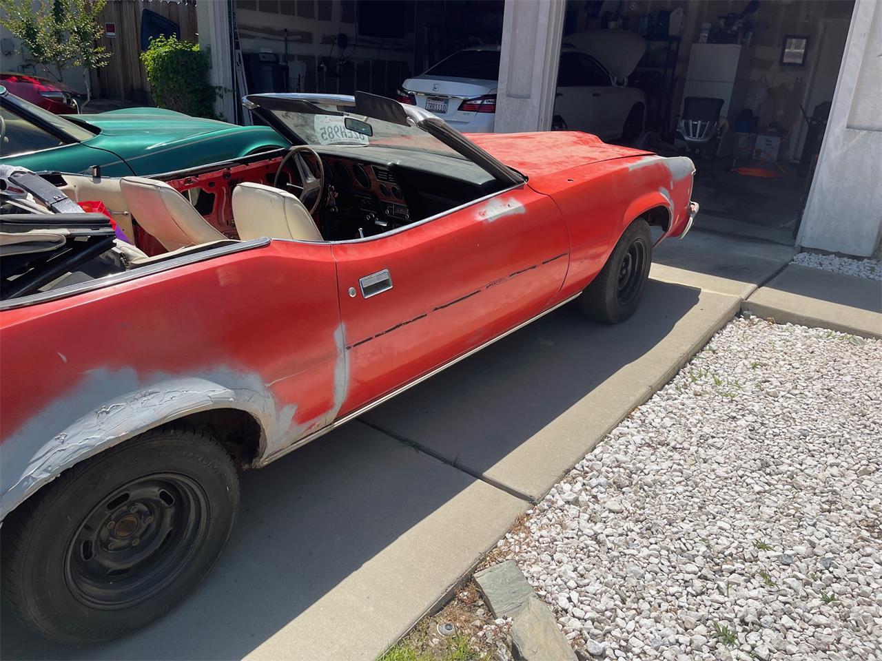 Mercury-Cougar-xr7-1973-Red-White-14