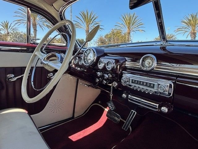 Mercury-Custom-1949-Burgundy-whtburg-15