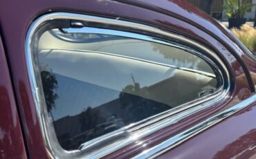 Mercury-Custom-1949-Burgundy-whtburg-3