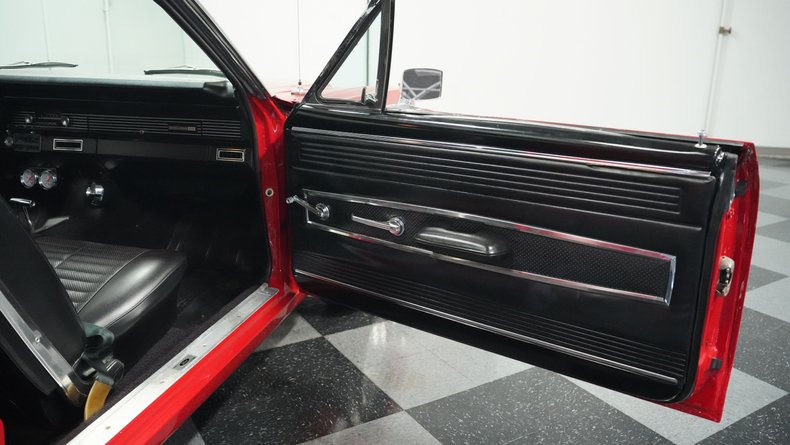 Mercury-Cyclone-gt-1967-Cardinal-Red-Black-18
