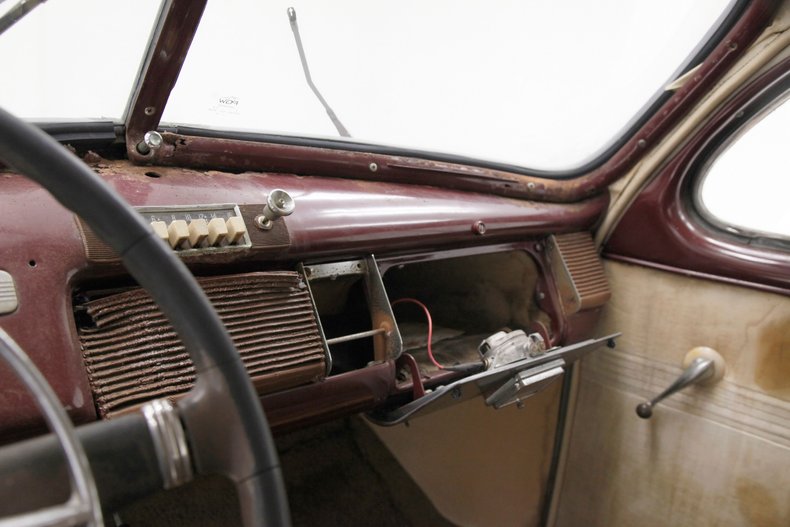 Mercury-Eight-1940-Maroon-Saddle-28