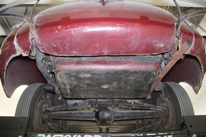 Mercury-Eight-1940-Maroon-Saddle-41