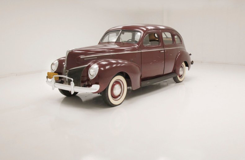 Mercury-Eight-1940-Maroon-Saddle-46