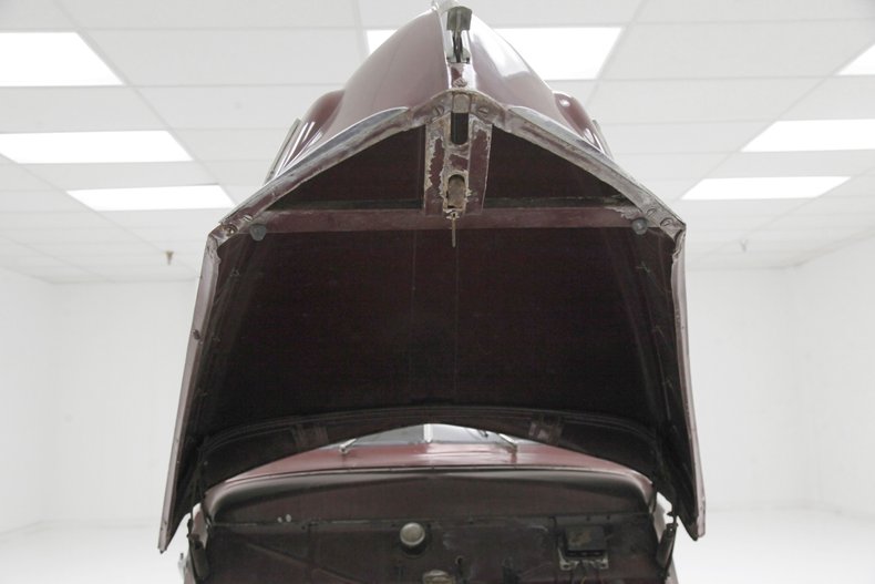 Mercury-Eight-1940-Maroon-Saddle-5