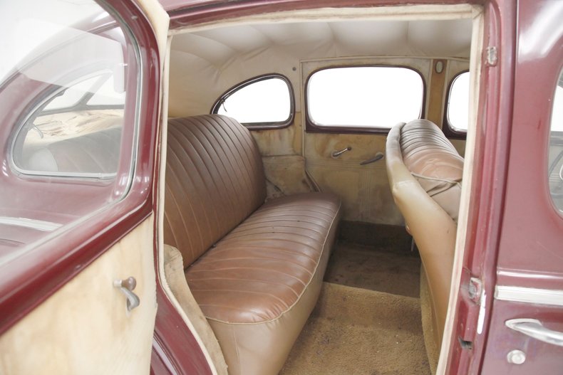 Mercury-Eight-1940-Maroon-Saddle-7