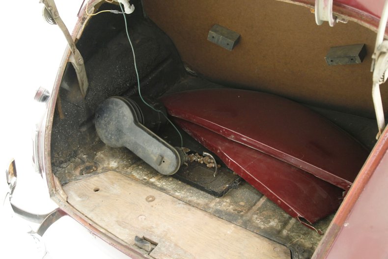 Mercury-Eight-1940-Maroon-Saddle-8
