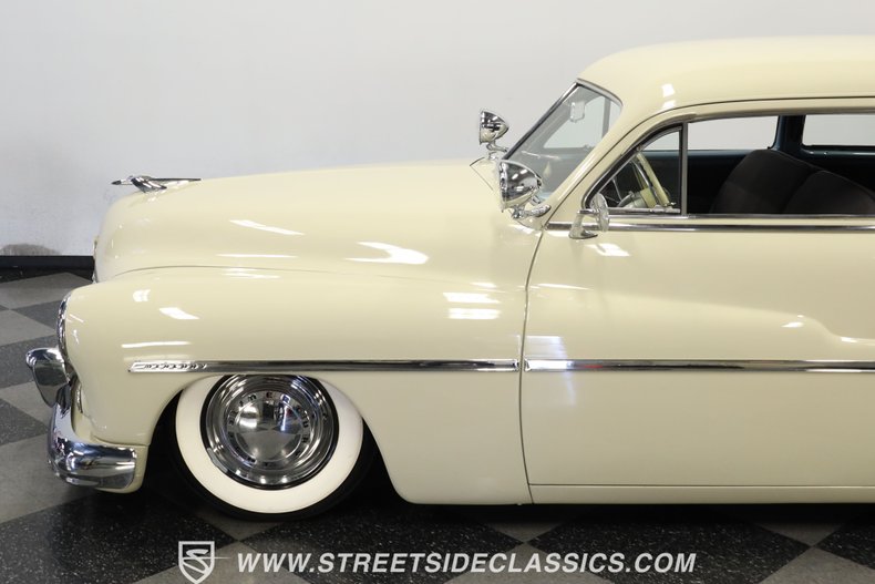 Mercury-Eight-1949-Dakota-Gray-Gray-32