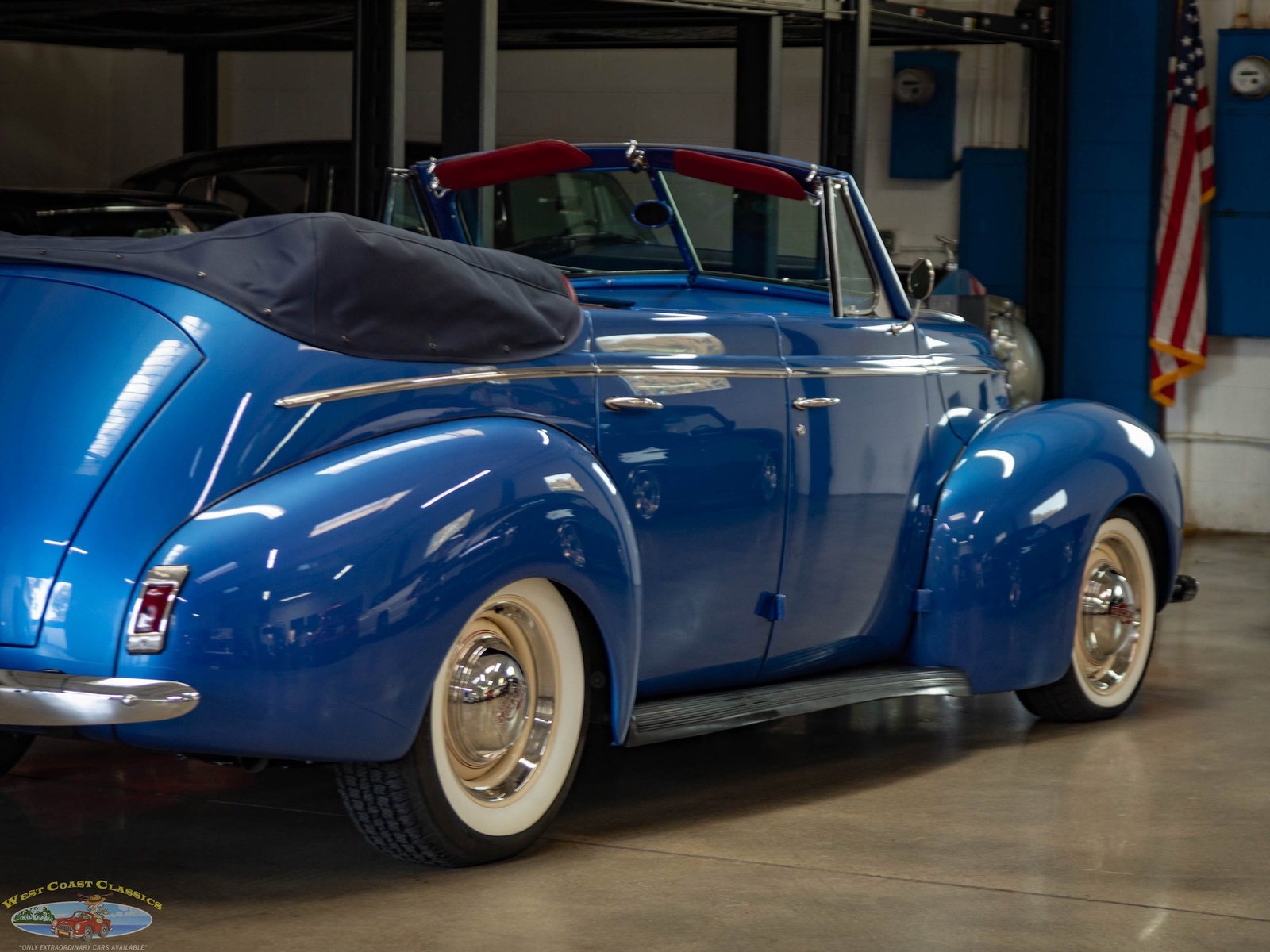 Mercury-Eight-Custom-1940-4-Door-Sedan-Convertible-25
