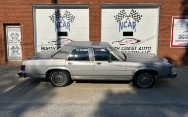 Mercury-Grand-Marquis-1985-Sedan