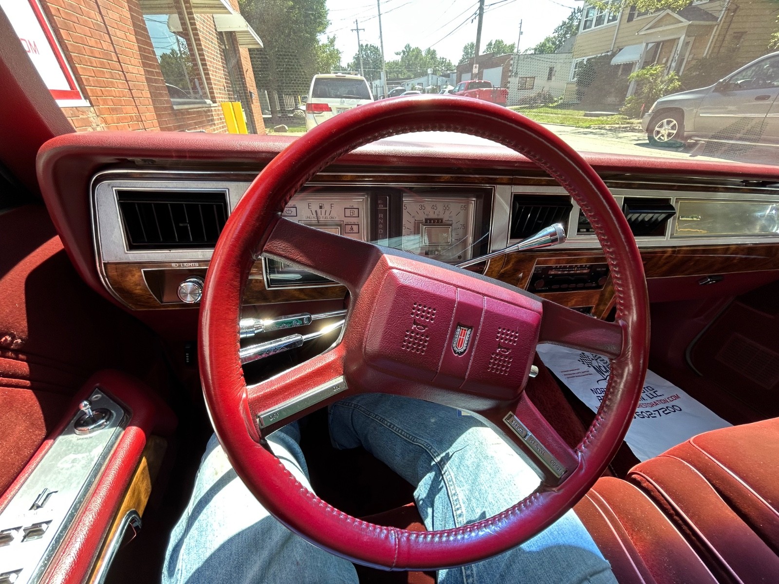 Mercury-Grand-Marquis-1985-Sedan-8