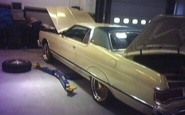 Mercury-Grand-marquis-1977-Green-to-Pearl-with-2