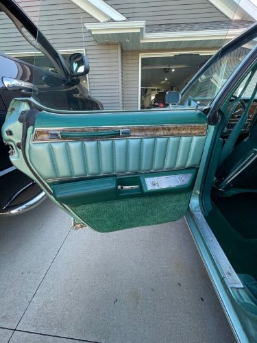 Mercury-Grand-marquis-1978-Green-Green-11