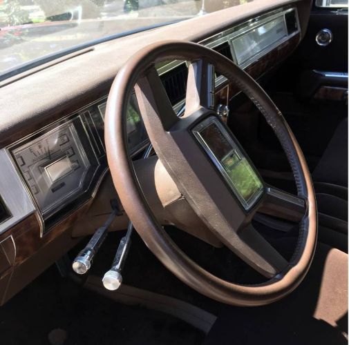 Mercury-Grand-marquis-1984-Metallic-Brown-9