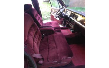 Mercury-Grand-marquis-1989-Maroon-Maroon-19