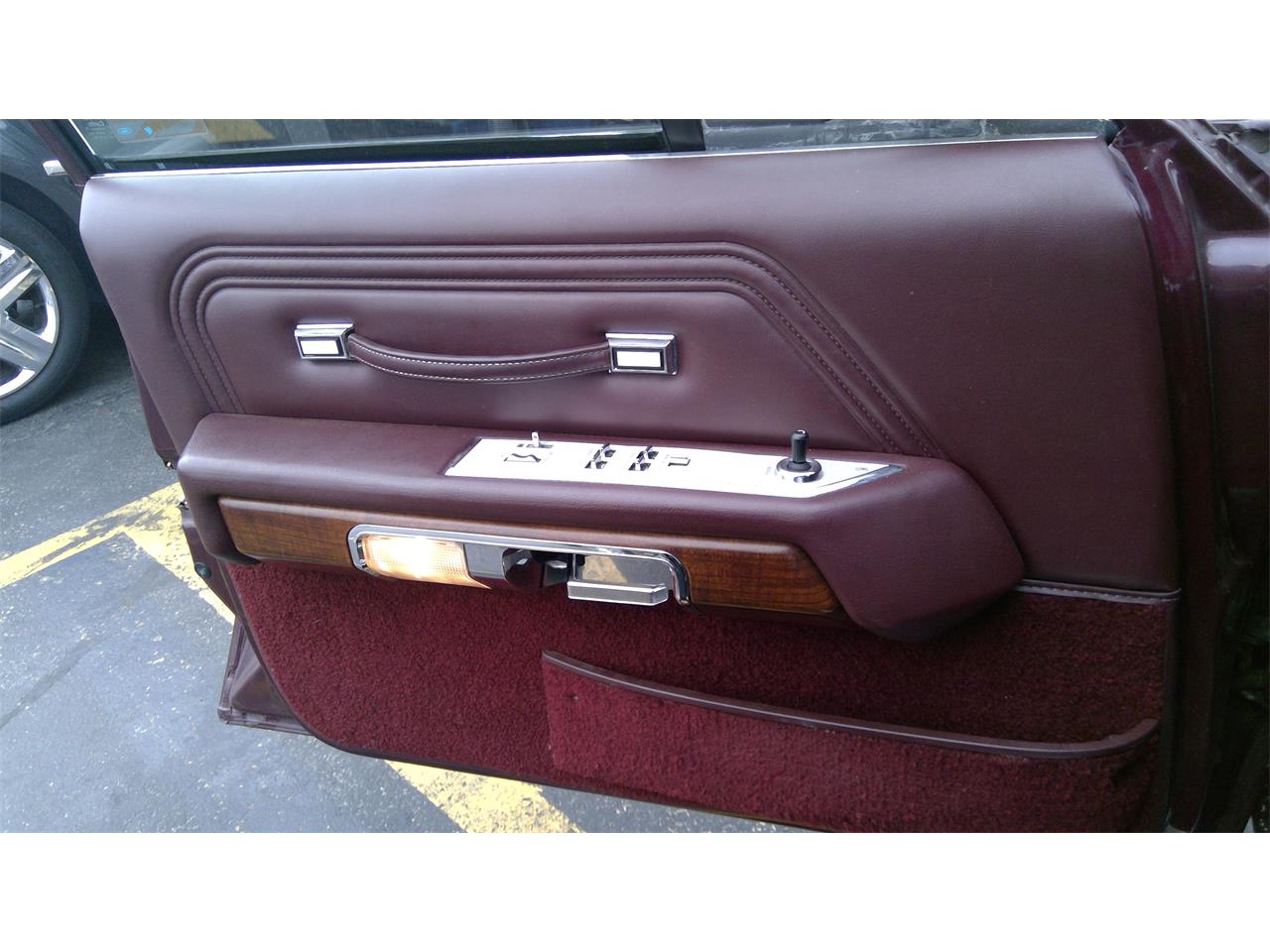 Mercury-Grand-marquis-1989-Maroon-Maroon-26