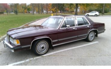 Mercury-Grand-marquis-1989-Maroon-Maroon-4