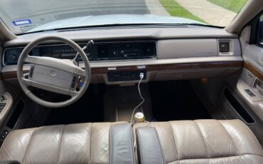 Mercury-Grand-marquis-1992-10