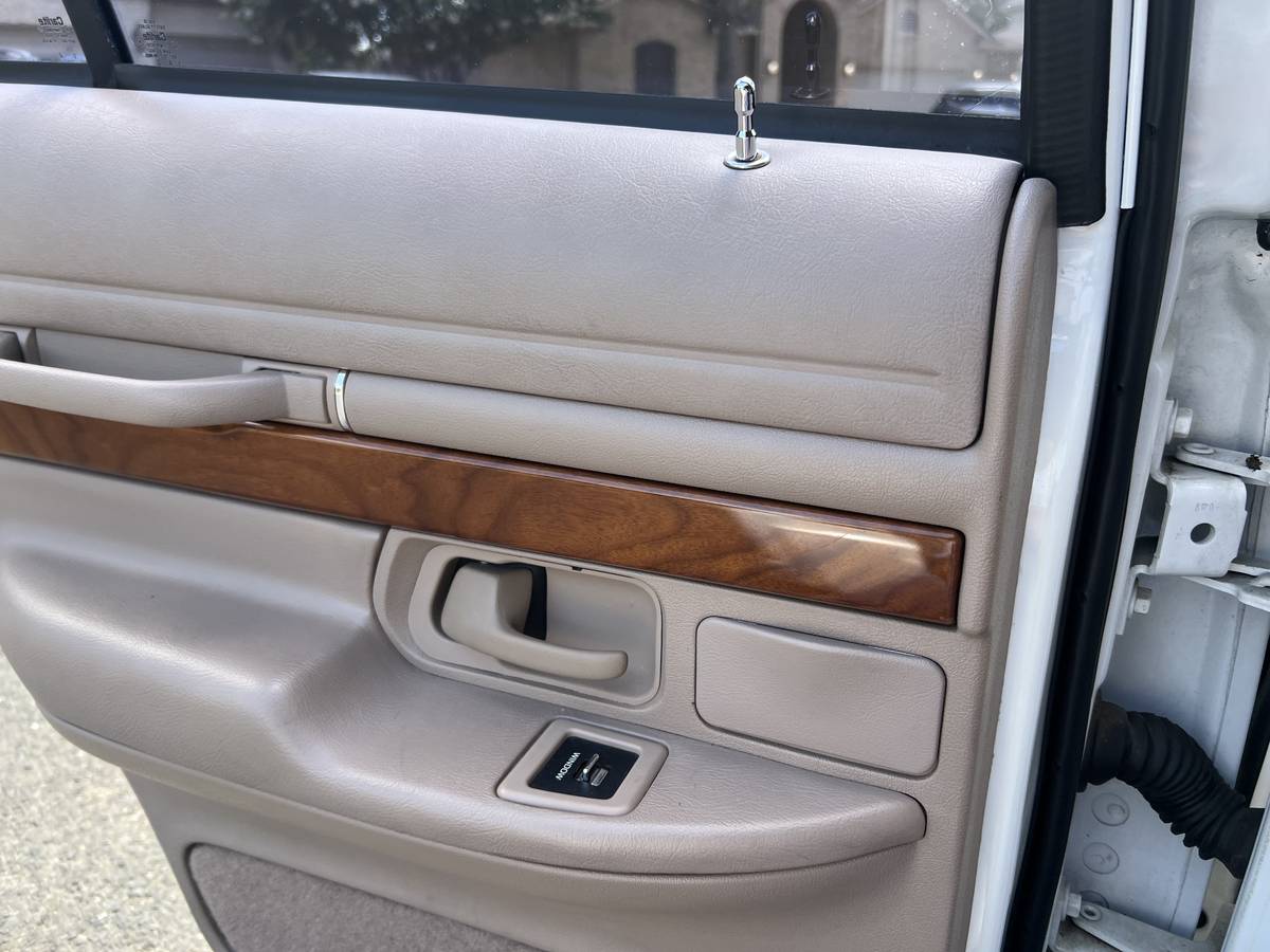 Mercury-Grand-marquis-1992-12