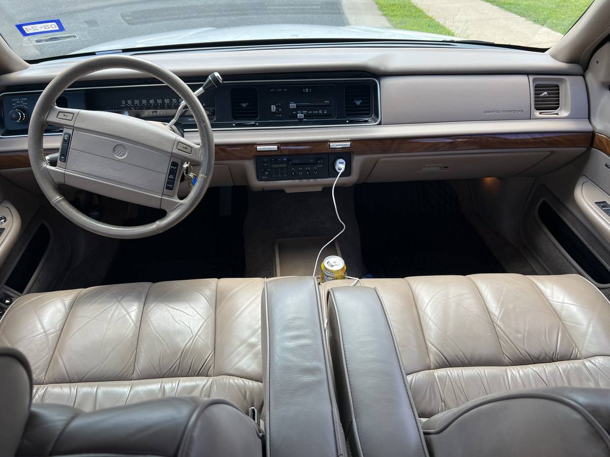 Mercury-Grand-marquis-1992-15