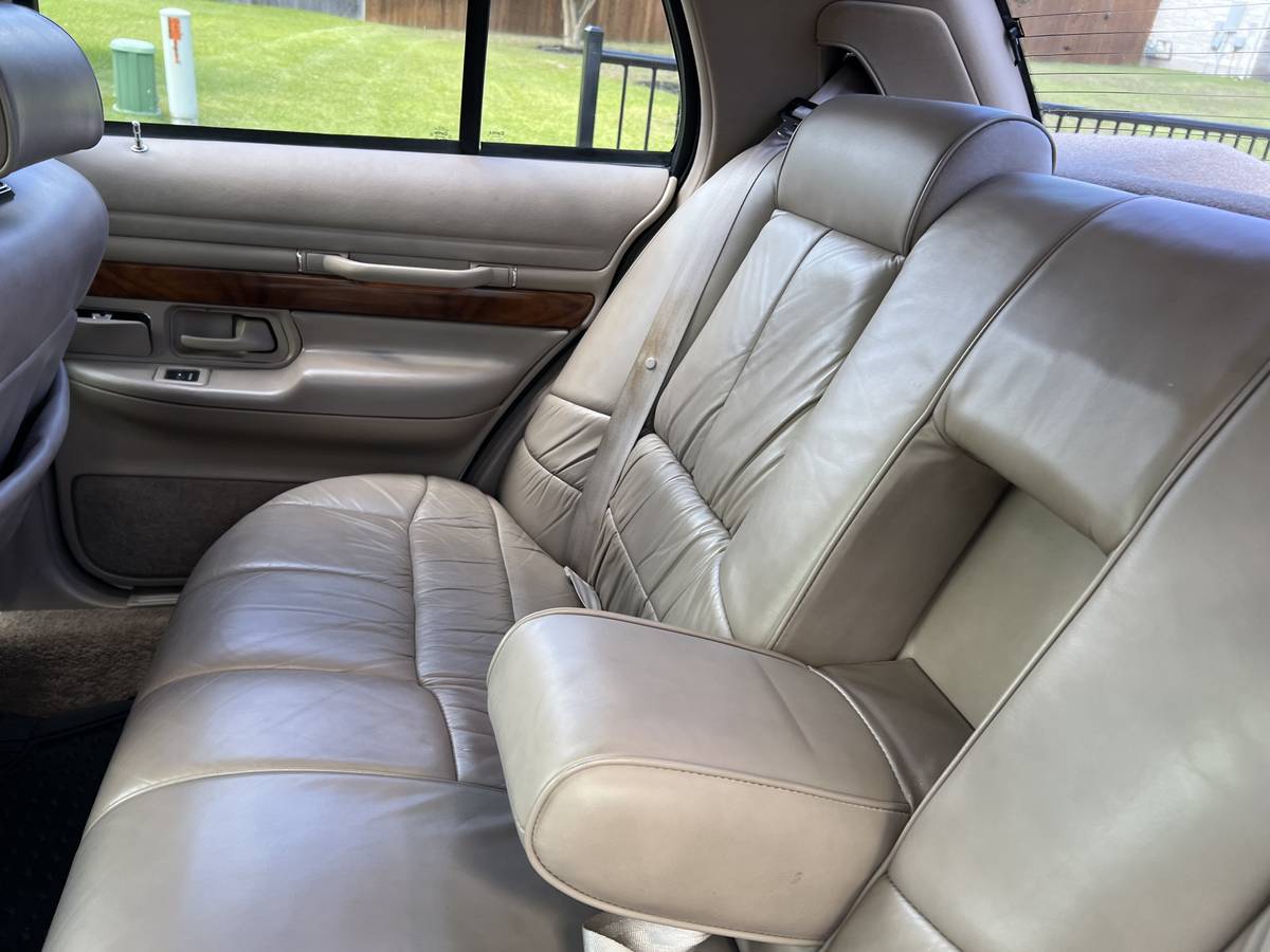 Mercury-Grand-marquis-1992-16